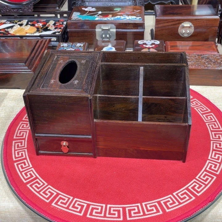 紫檀木类成套家具