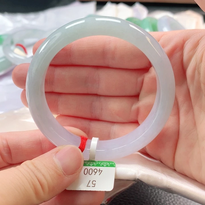 翡翠手镯未镶嵌缅甸A货翡翠手镯