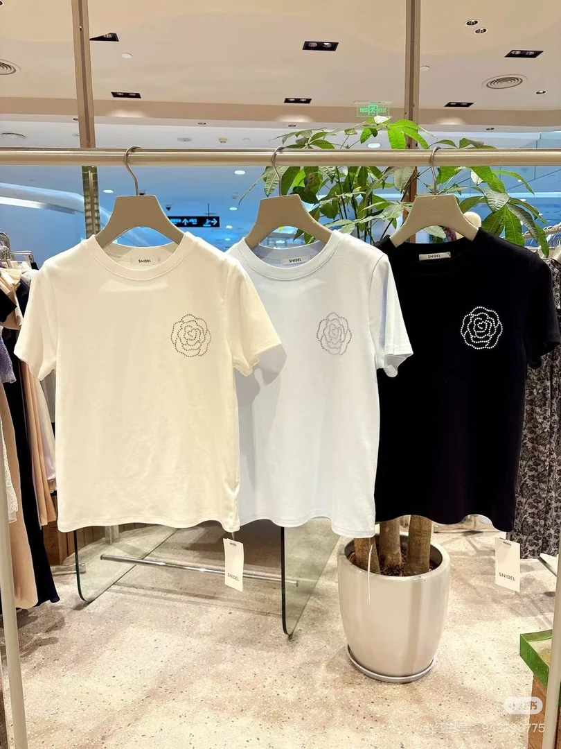 【FaFa】日系 S 山茶花烫钻 简约百搭短袖T恤上衣FA506-008