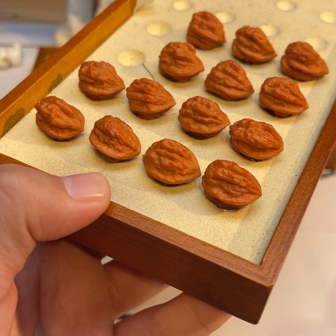 文玩核桃手串蛤蟆头