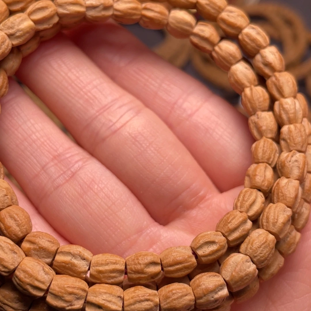 阿***文吊坠柏香籽/百香籽