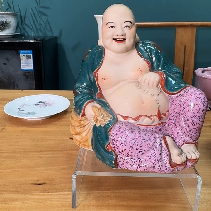 如****摆件景德镇陶瓷雕塑一件