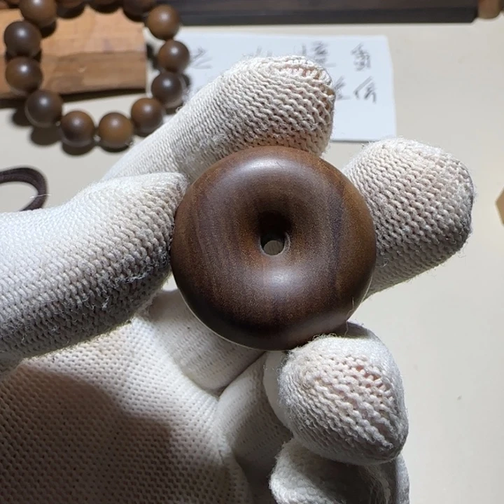 老山檀香3×1.5黑肉面包圈奶甜