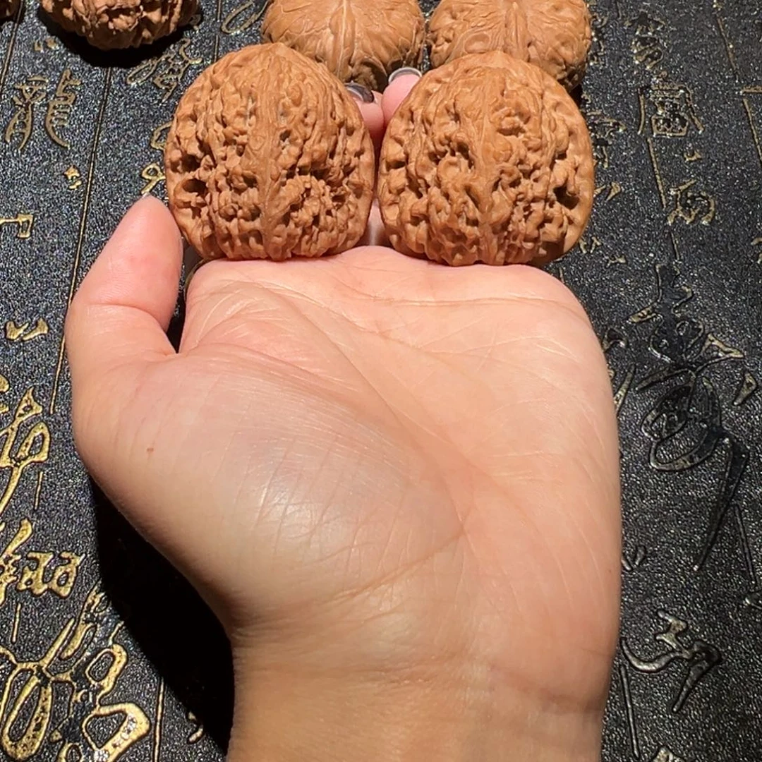 文玩核桃吊坠南疆40手把件220