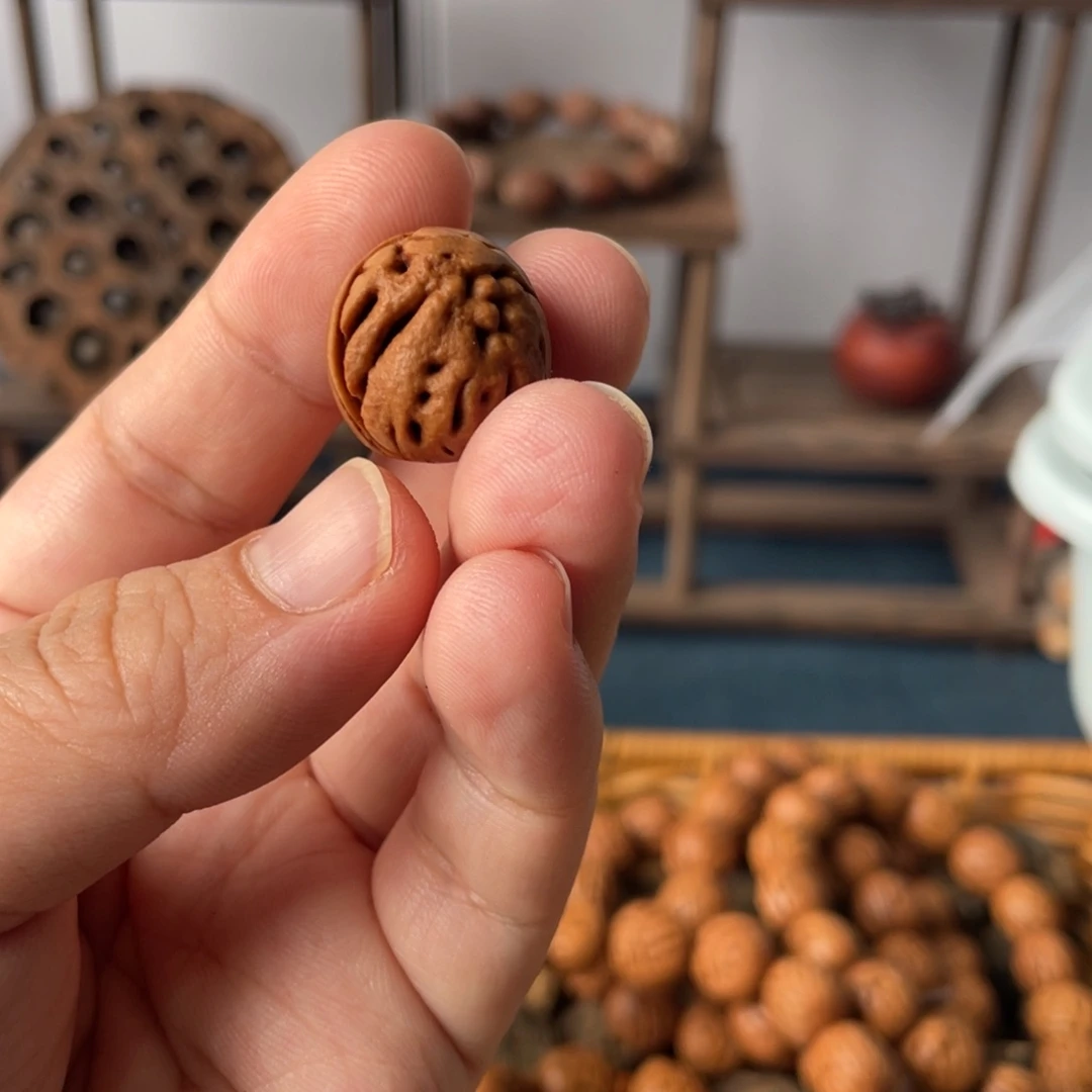 、***客桃枭手串深纹13颗