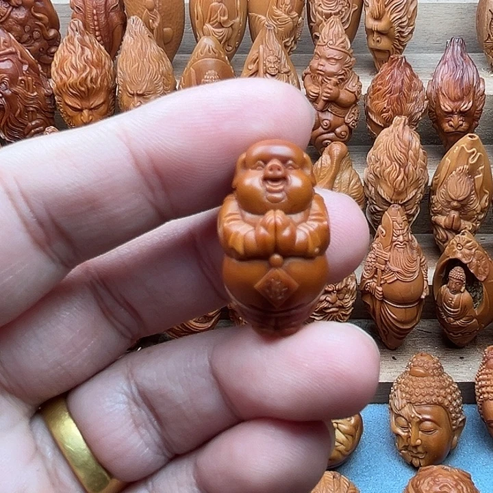 橄榄核吊坠17小猪