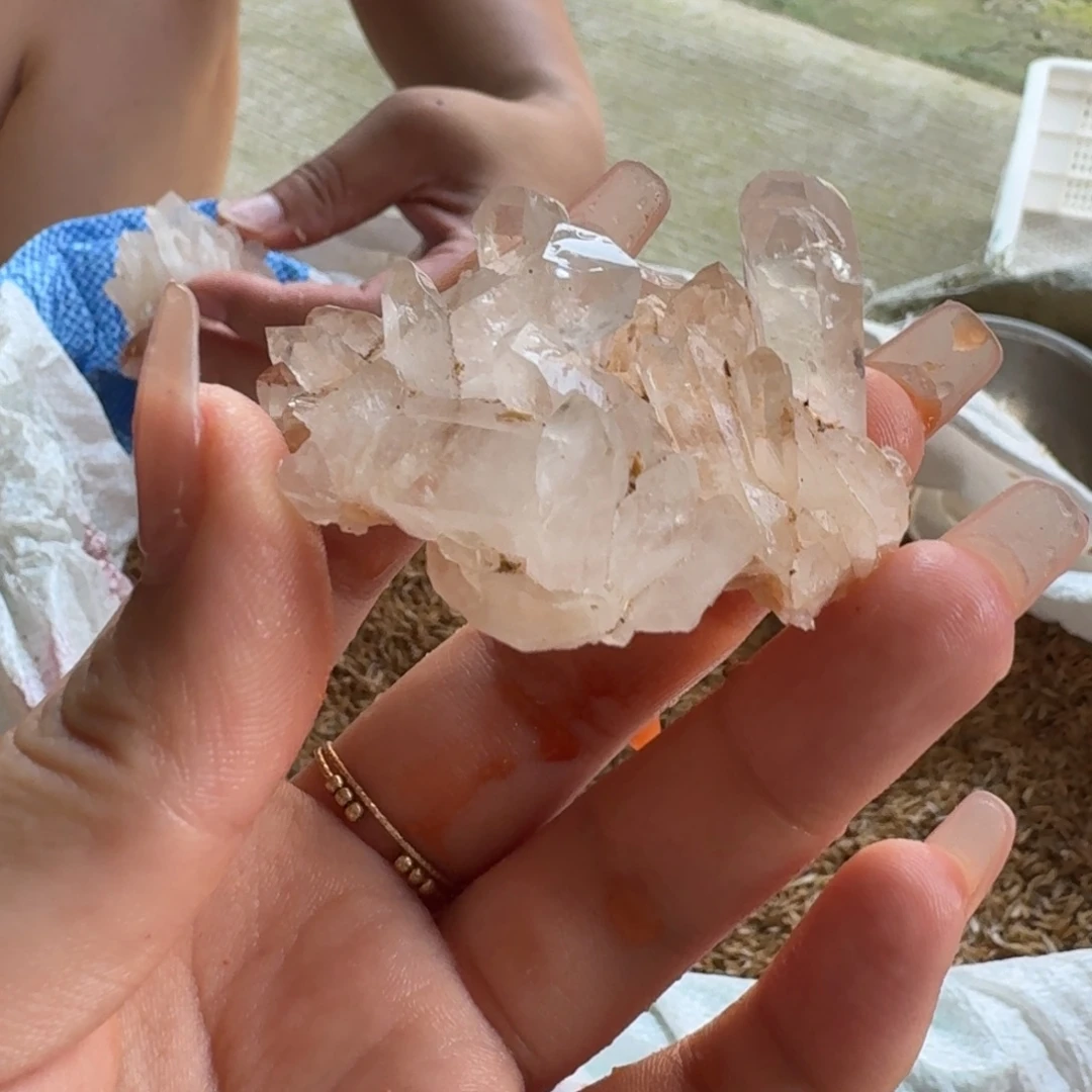 张***莎银S925镶嵌珠宝半成品水晶