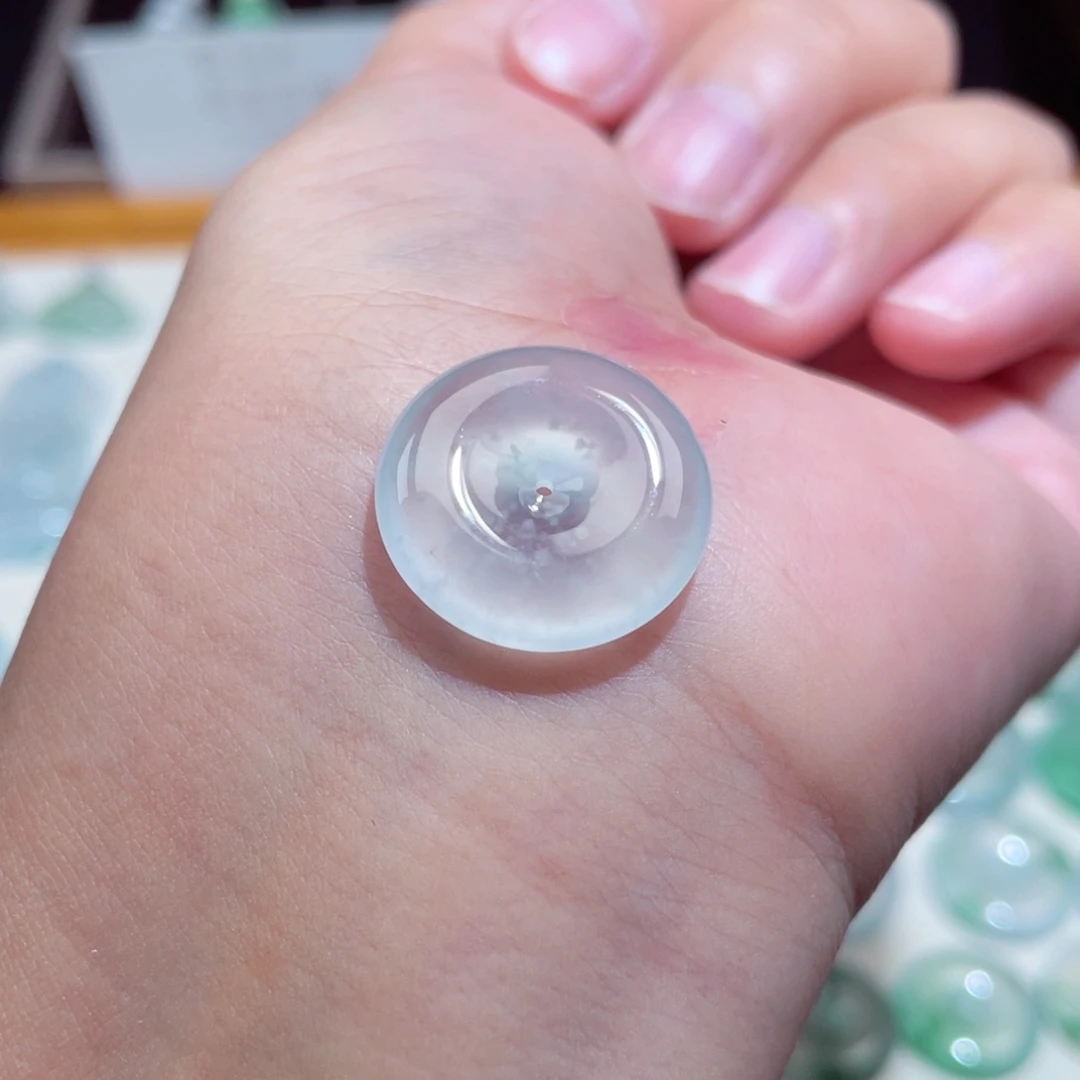 颈饰未镶嵌翡翠扣子