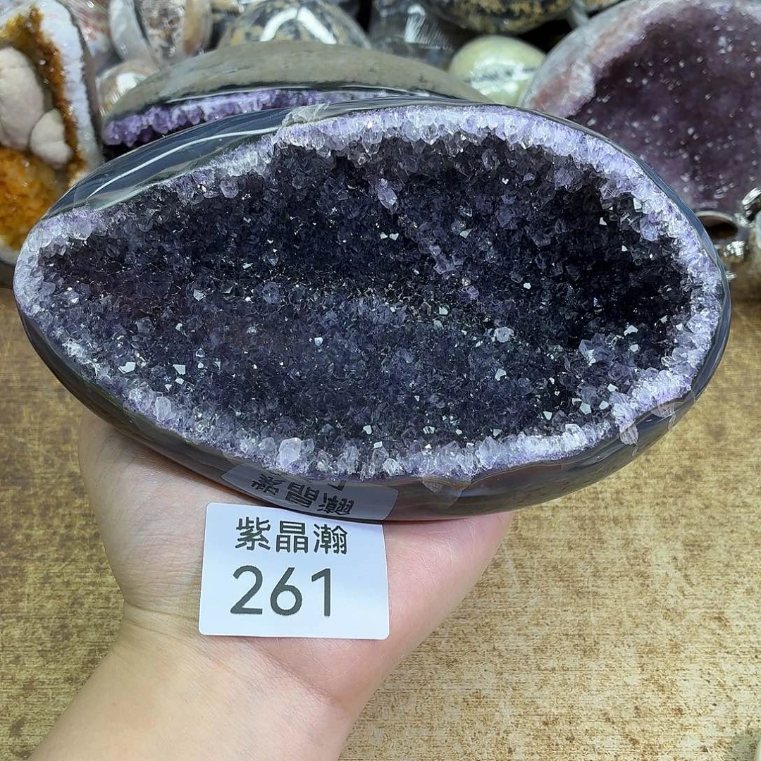 未镶嵌水晶大型摆件（非配饰）