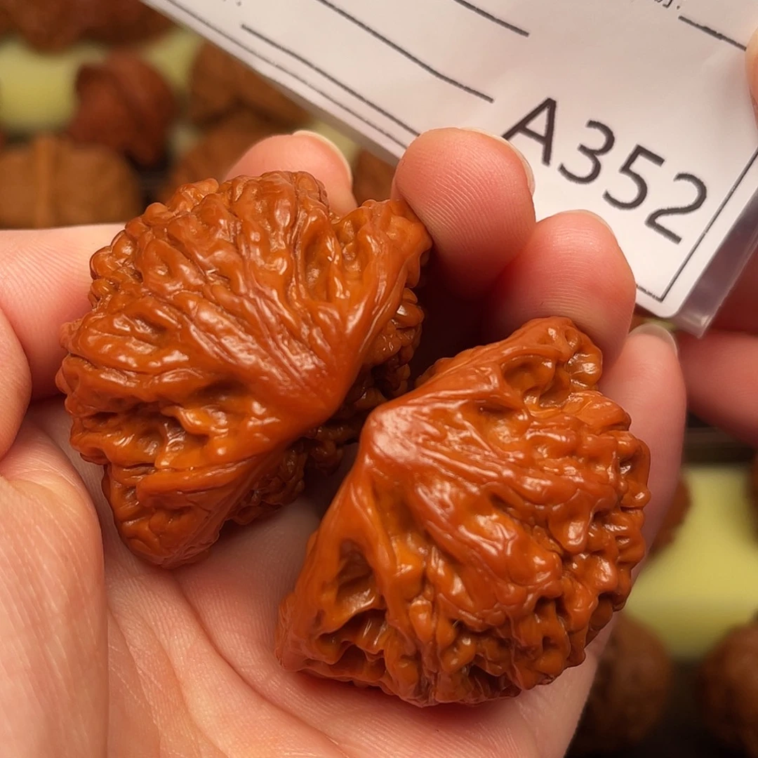 桃核吊坠蛇头蛇头