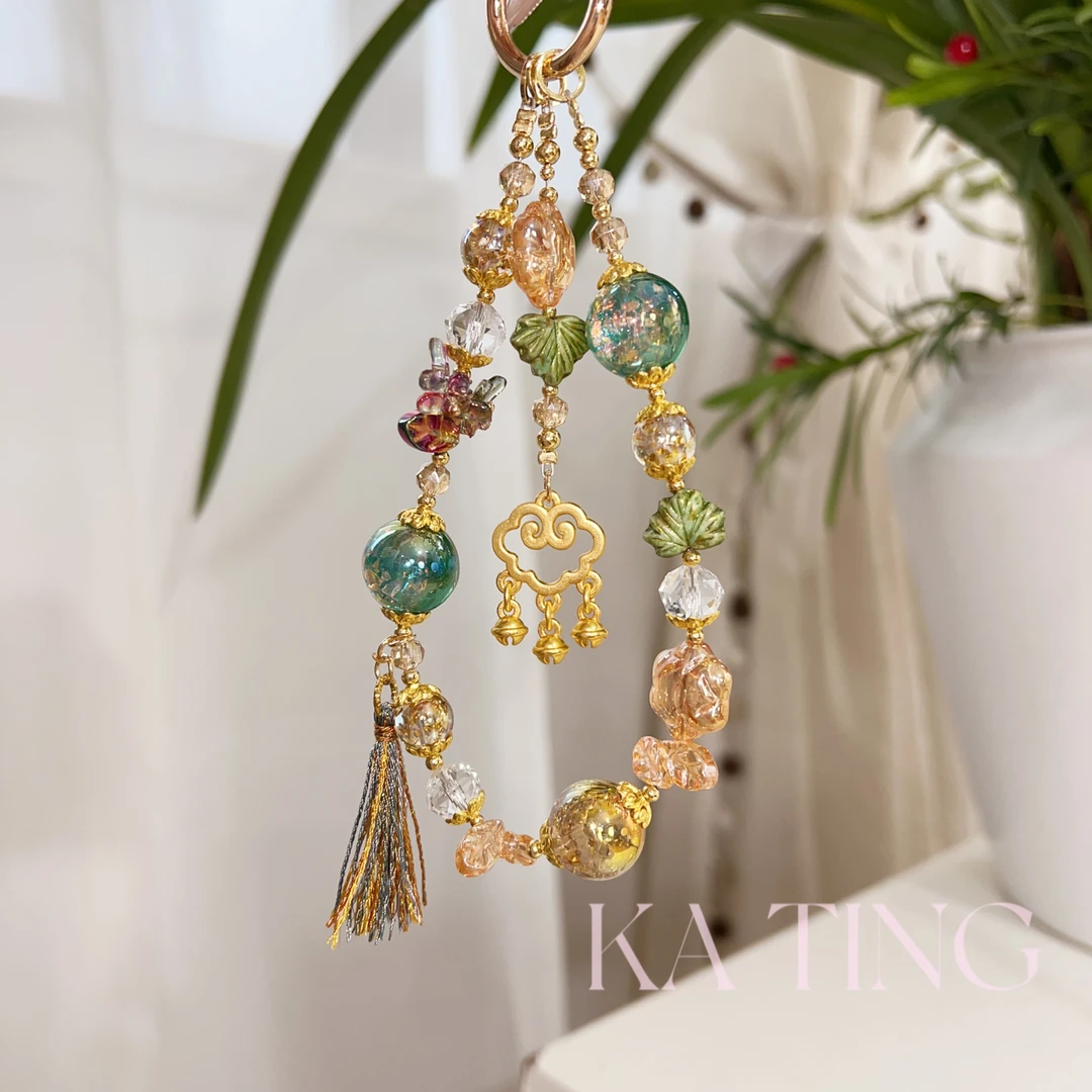 卡庭  尤米饰品精致百搭手机链  240