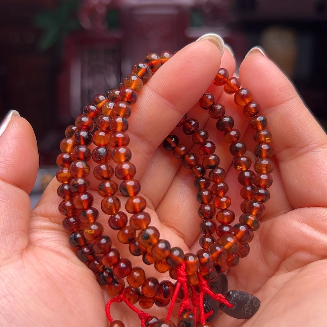 琥珀裸石未镶嵌抚顺琥珀30563。多样性发其一