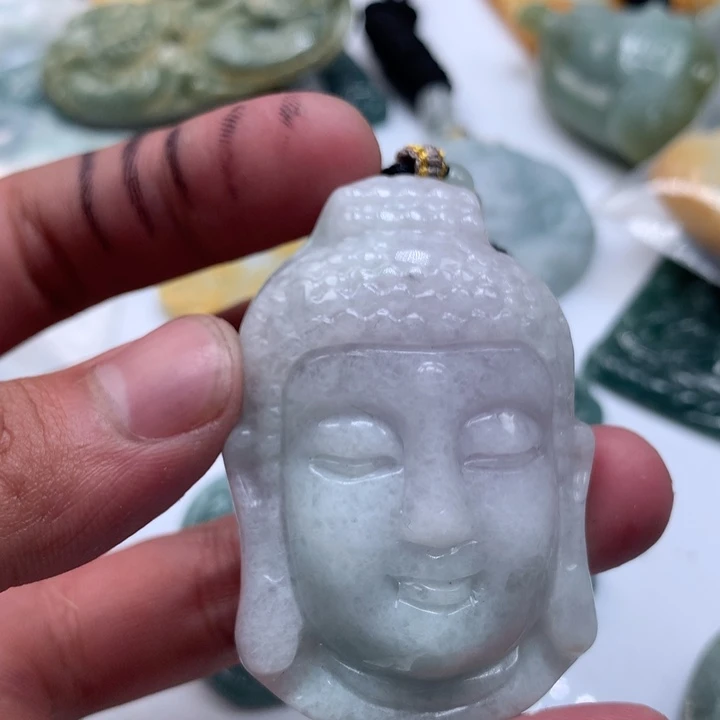 翡翠未镶嵌颈饰保真天然a货翡翠
