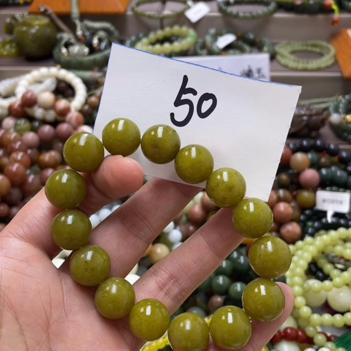 未镶嵌蛇纹石玉手链