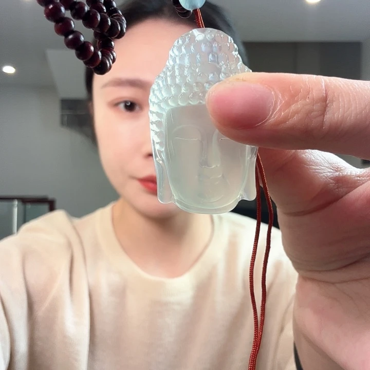 简****蛇纹石玉未镶嵌颈饰
