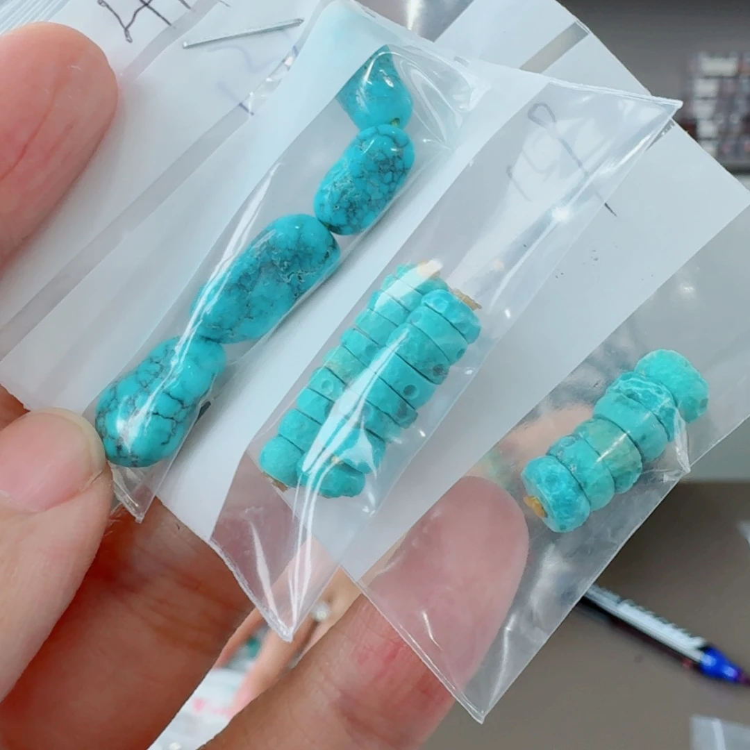 未镶嵌绿松石珠宝奇石