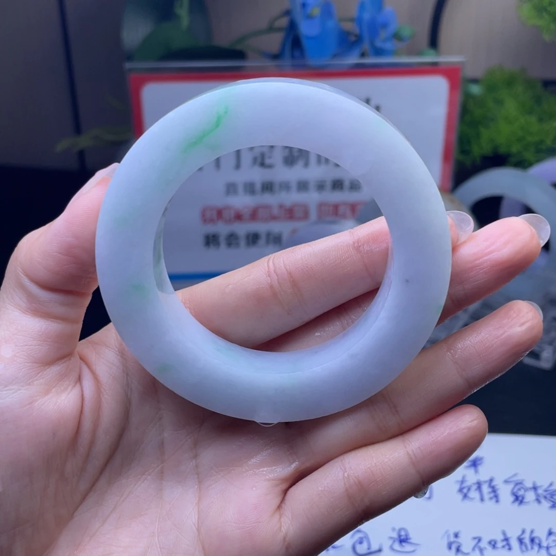 小***愛未镶嵌定制翡翠翡翠