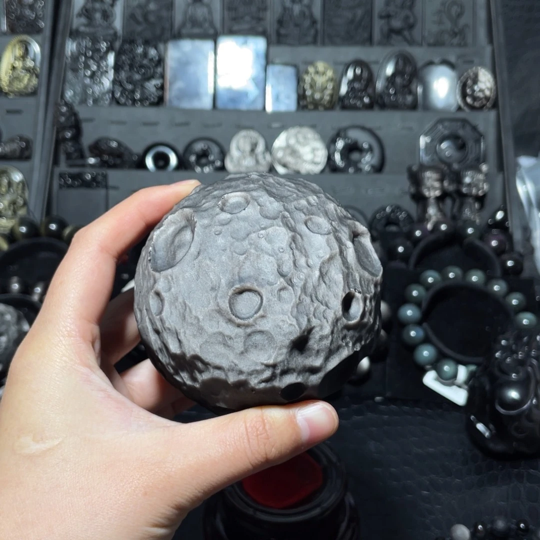 Q***J黑曜岩未镶嵌珠宝奇石