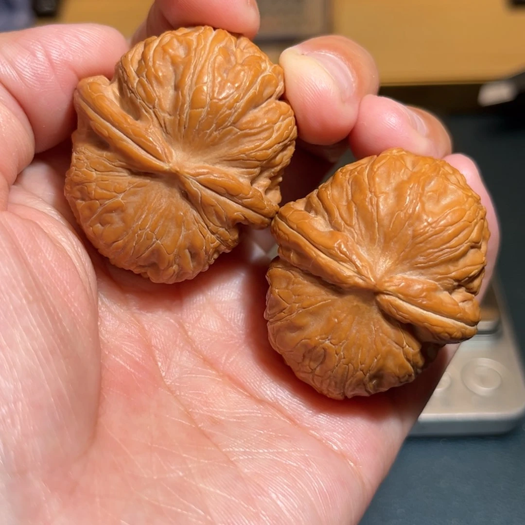 文玩核桃吊坠元宝39