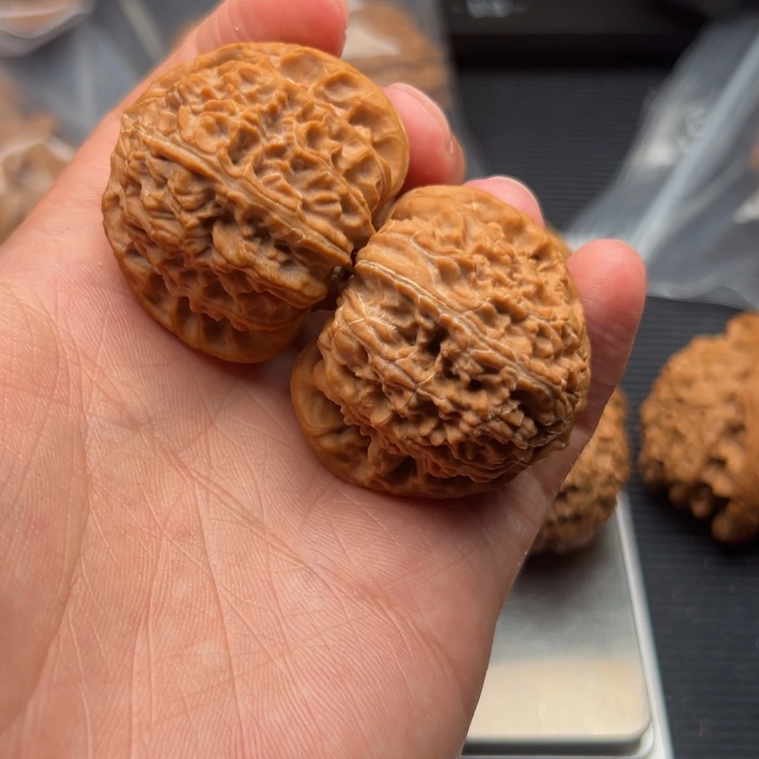文三角白文玩把件文玩把件