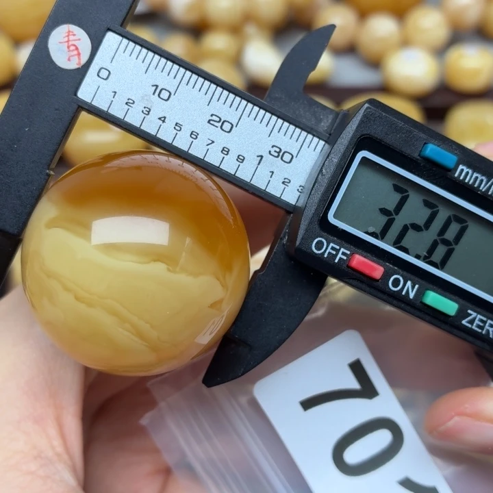 এ***ଓ裸石蜜蜡未镶嵌蜜蜡