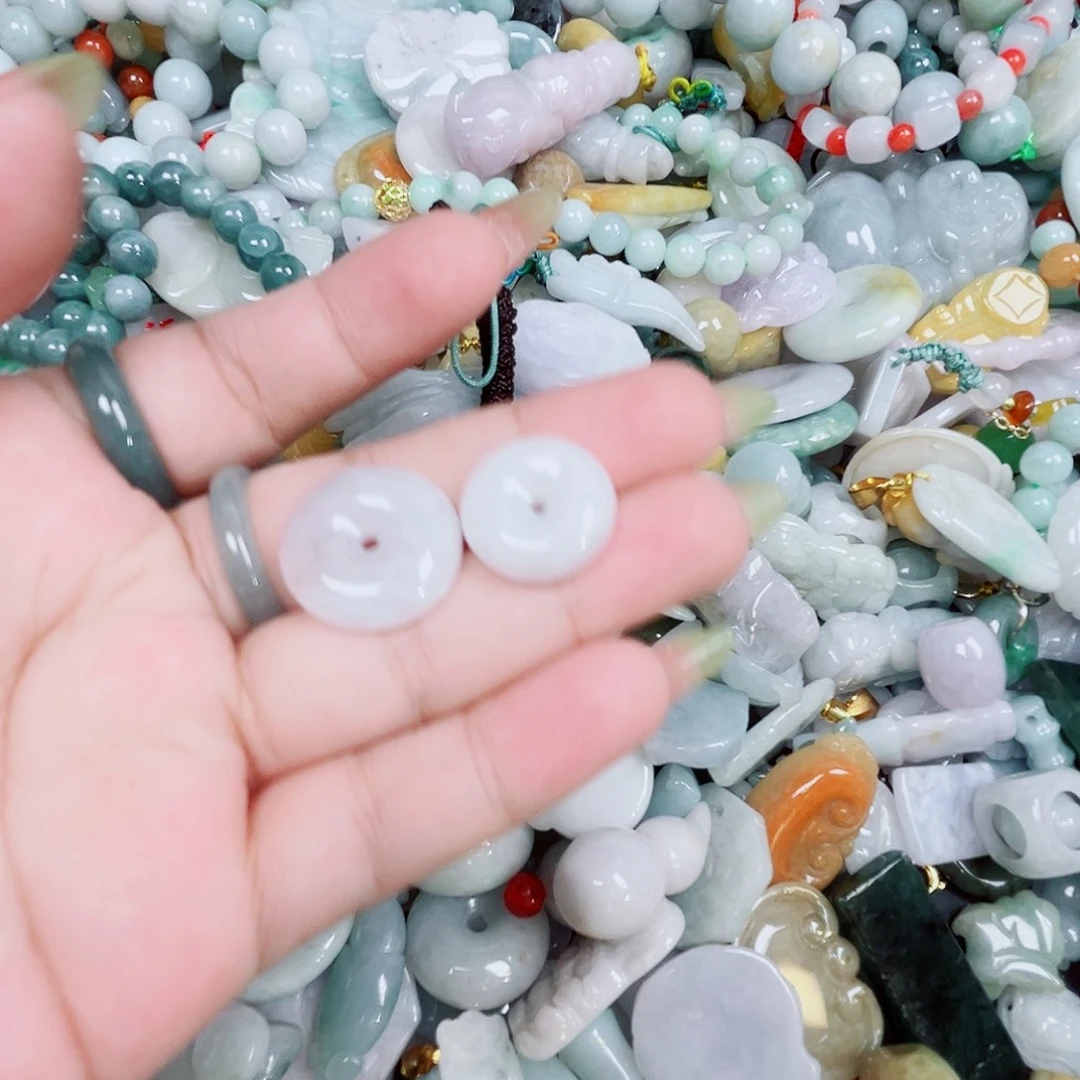 翡翠未镶嵌颈饰525