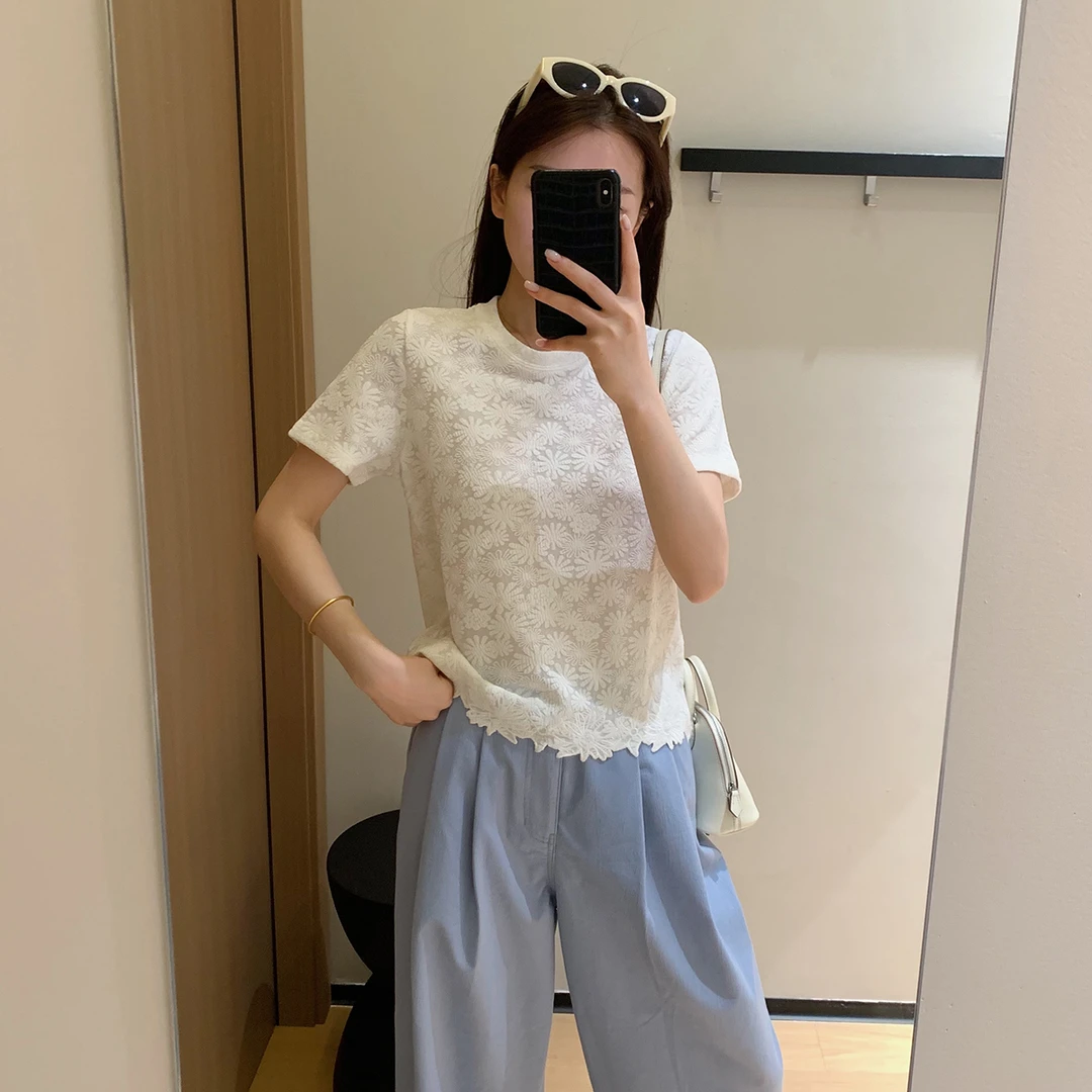 大叮自制【 小雏菊剪花T】轻薄浮雕刺绣波浪花边短袖T恤！S6039