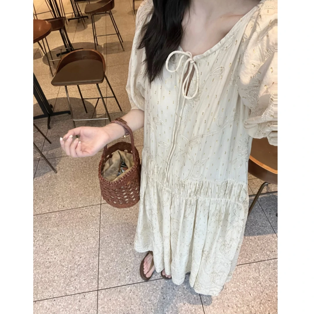 FAR ZOOM 轻奢金丝绣花宽松显瘦连衣裙