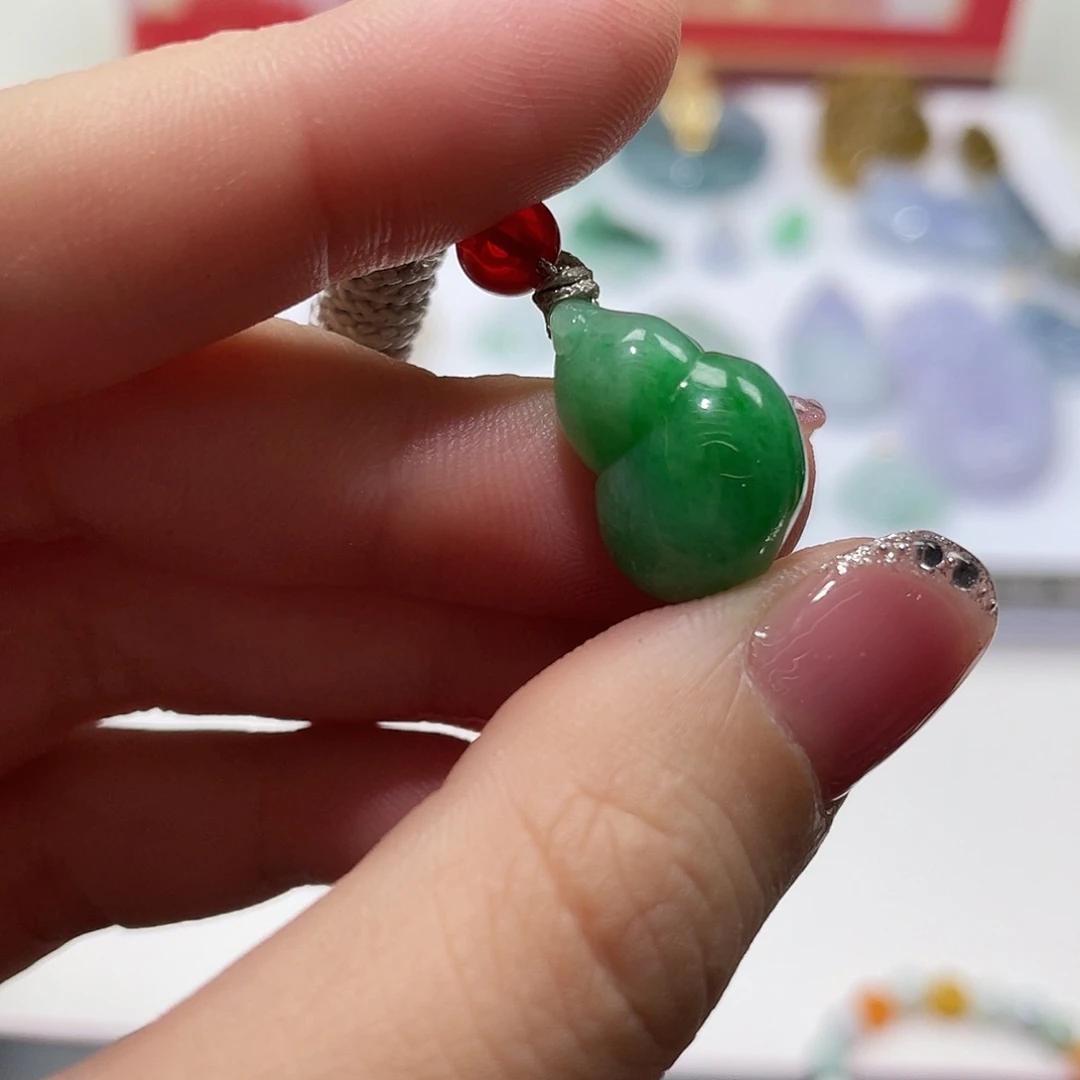 定制翡翠未镶嵌¥¥8？hjhjjj