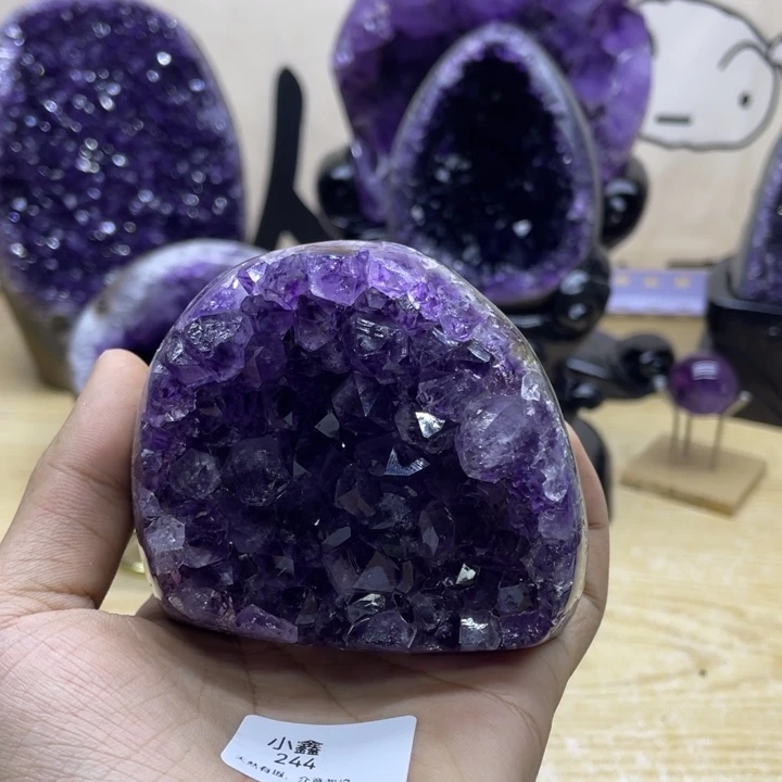 未镶嵌大型摆件（非配饰）紫晶
