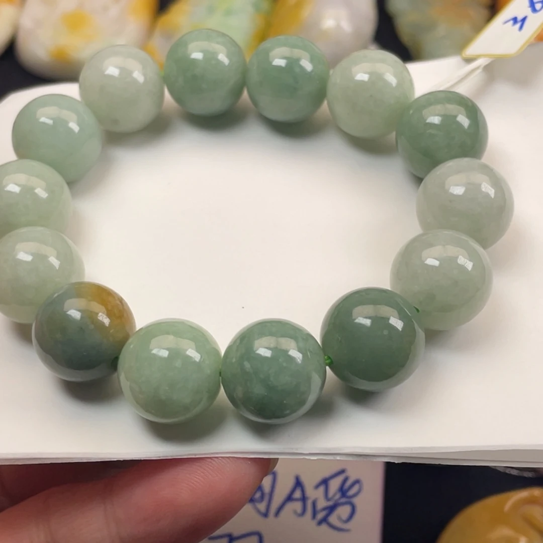翡翠未镶嵌颈饰翡翠15