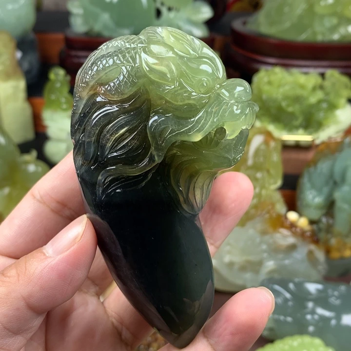 岫玉未镶嵌手把件