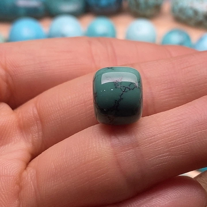 绿松石未镶嵌湖北原矿高瓷无优化绿松石