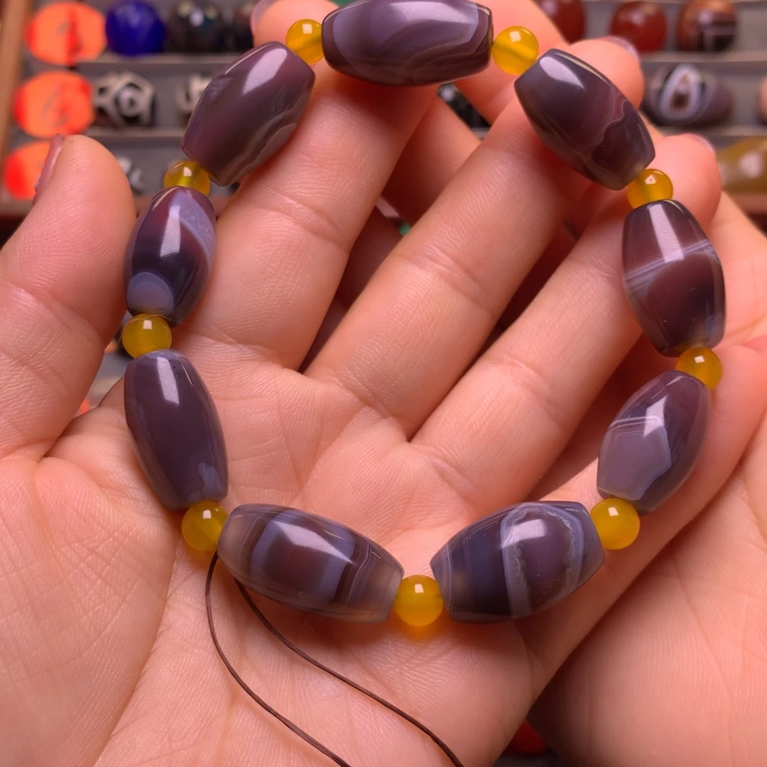 见***水玛瑙/玉髓颈饰未镶嵌