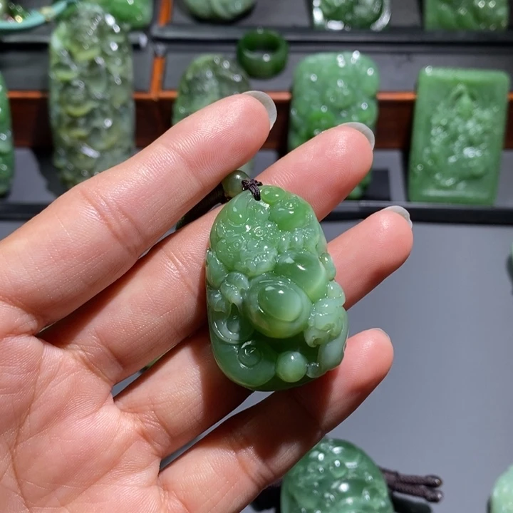 和田玉挂件未镶嵌