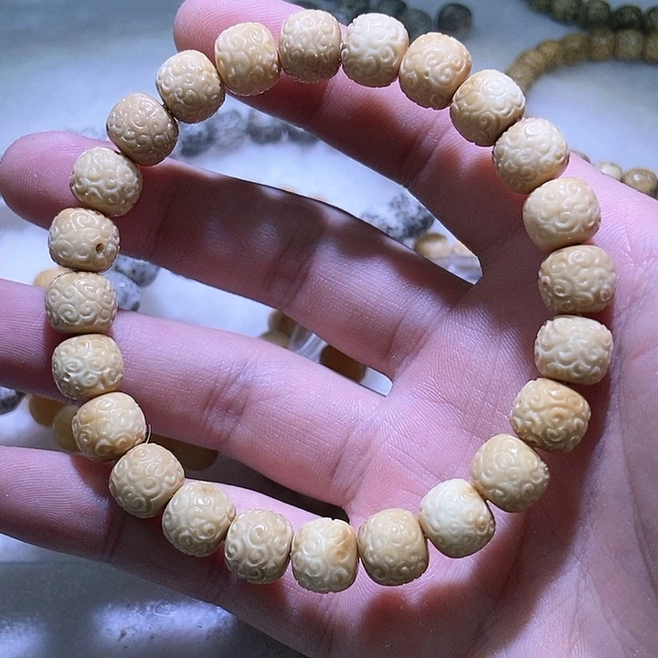 星月菩提吊坠猫****粮恶魔