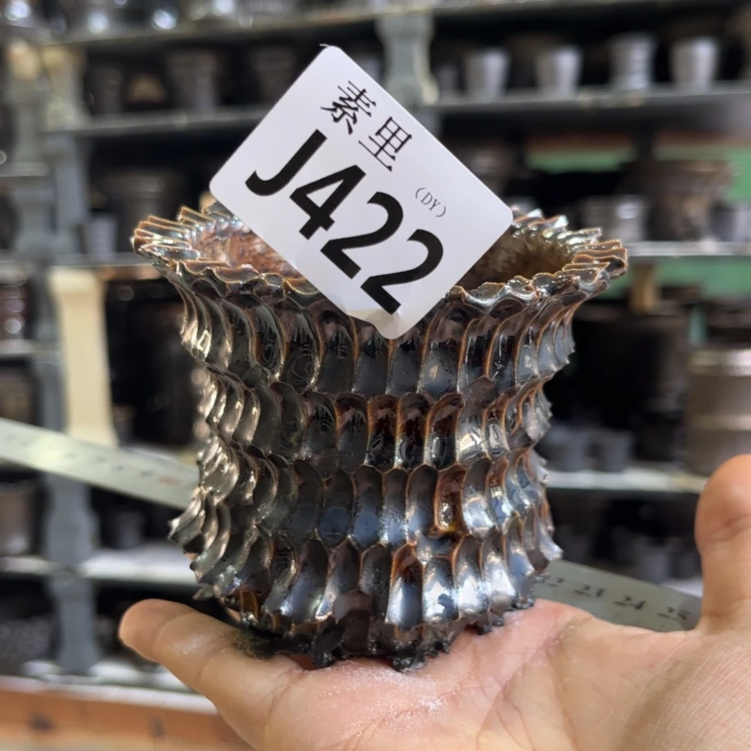 陶内口7.5高7.5瑕疵