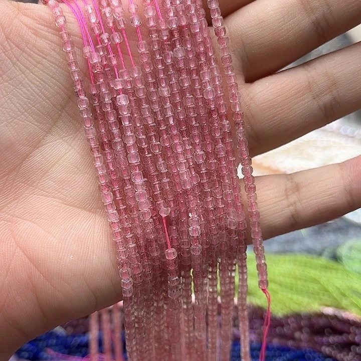 未镶嵌玛瑙/玉髓珠宝半成品一条2.5mm左右草莓晶方糖