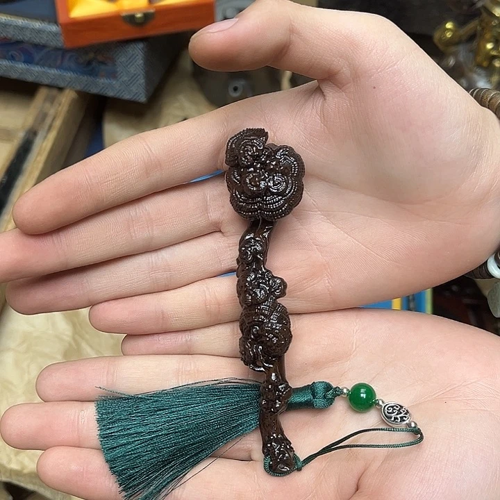 大叶紫檀（黑酸枝木类）