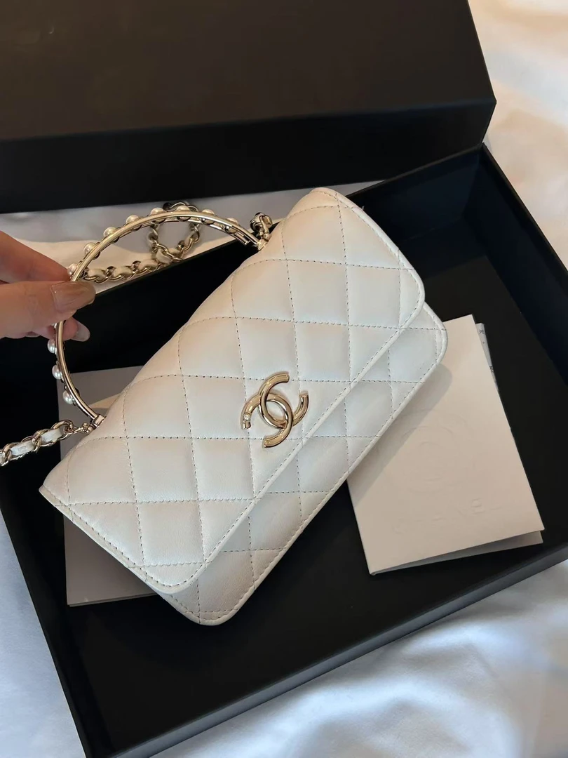 99新 Chanel/香奈儿 展会外场！25c白金珍珠手柄woc包 工价32100