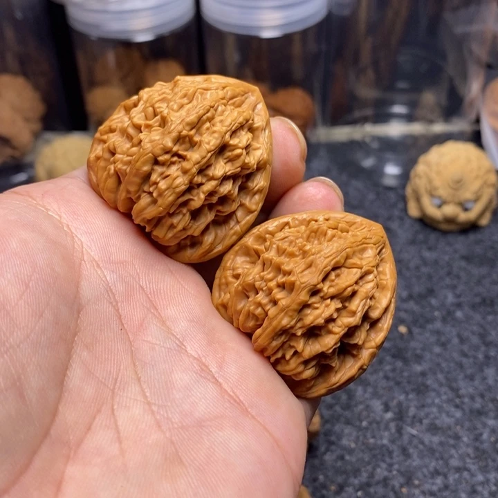 文玩核桃吊坠40蓟县虎头王