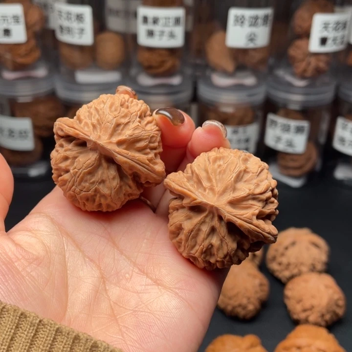 文玩核桃吊坠宫灯39