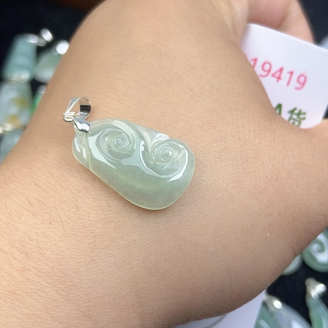 翡翠未镶嵌颈饰天然