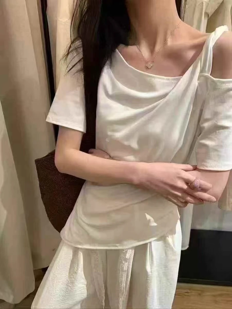 0702#戴戴休闲时尚宽松设计感小众T恤