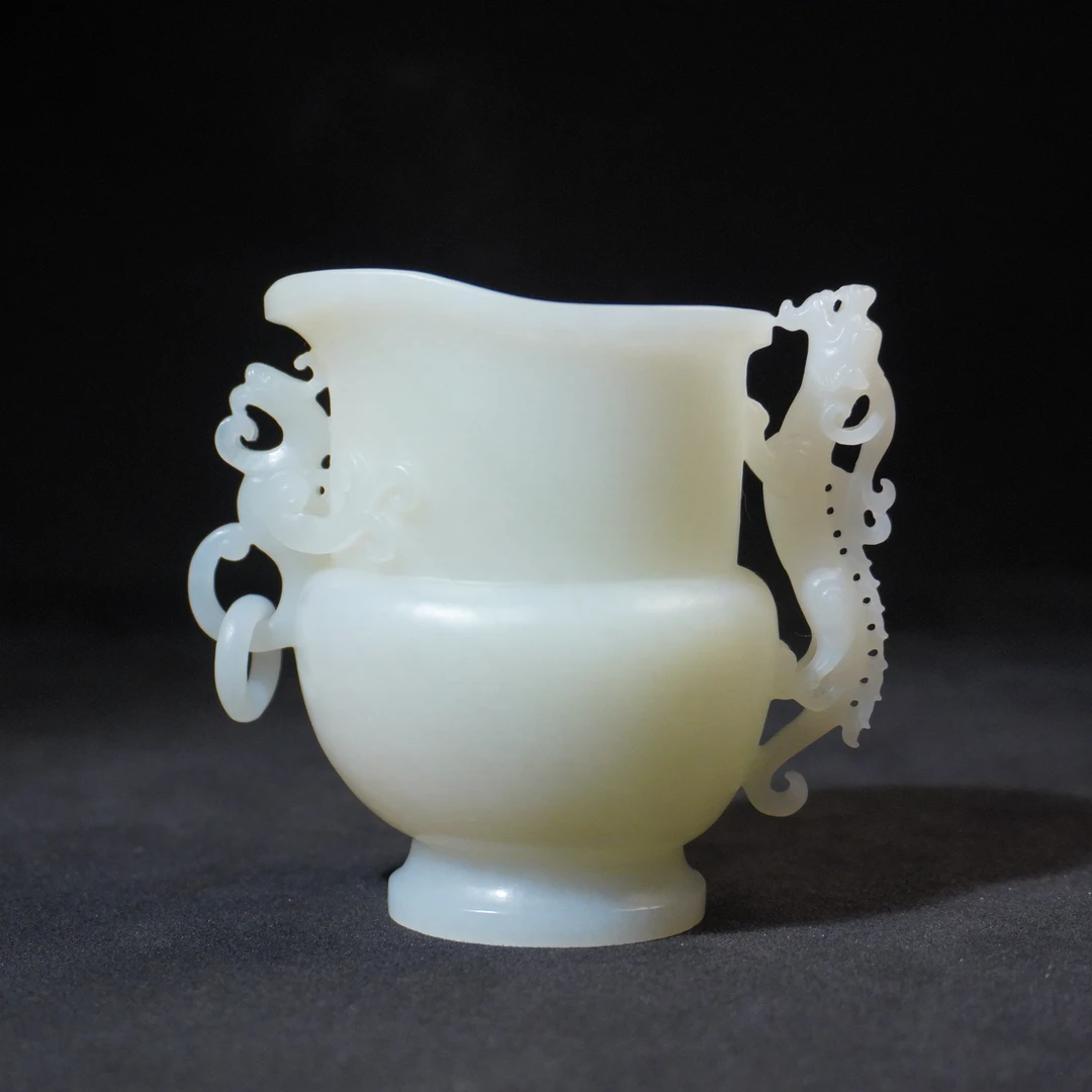 NJ1 清 和田玉龙凤纹觥