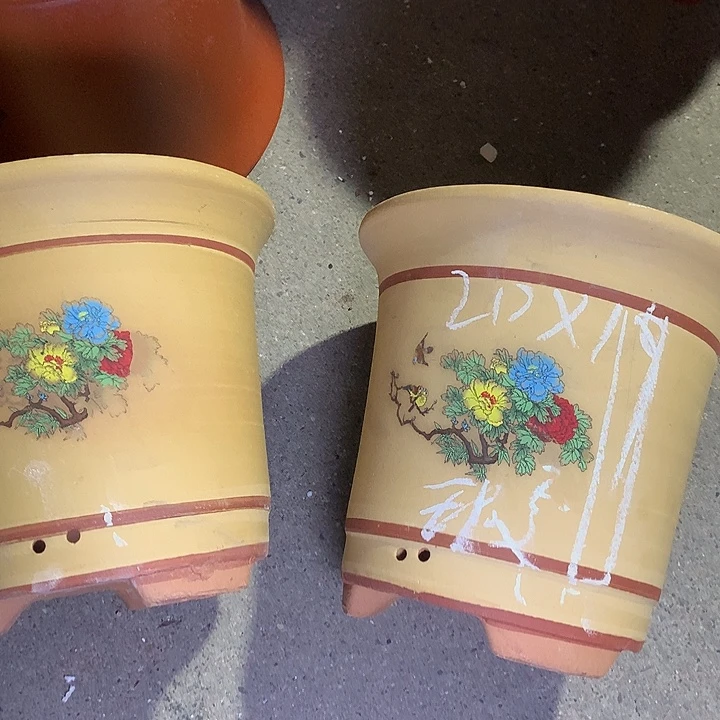 紫砂花盆紫砂的颜色和质地一样