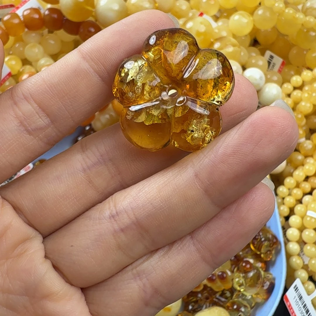 琥珀未镶嵌珠宝奇石