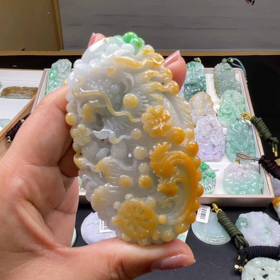 翡翠吊坠(不含链)未镶嵌