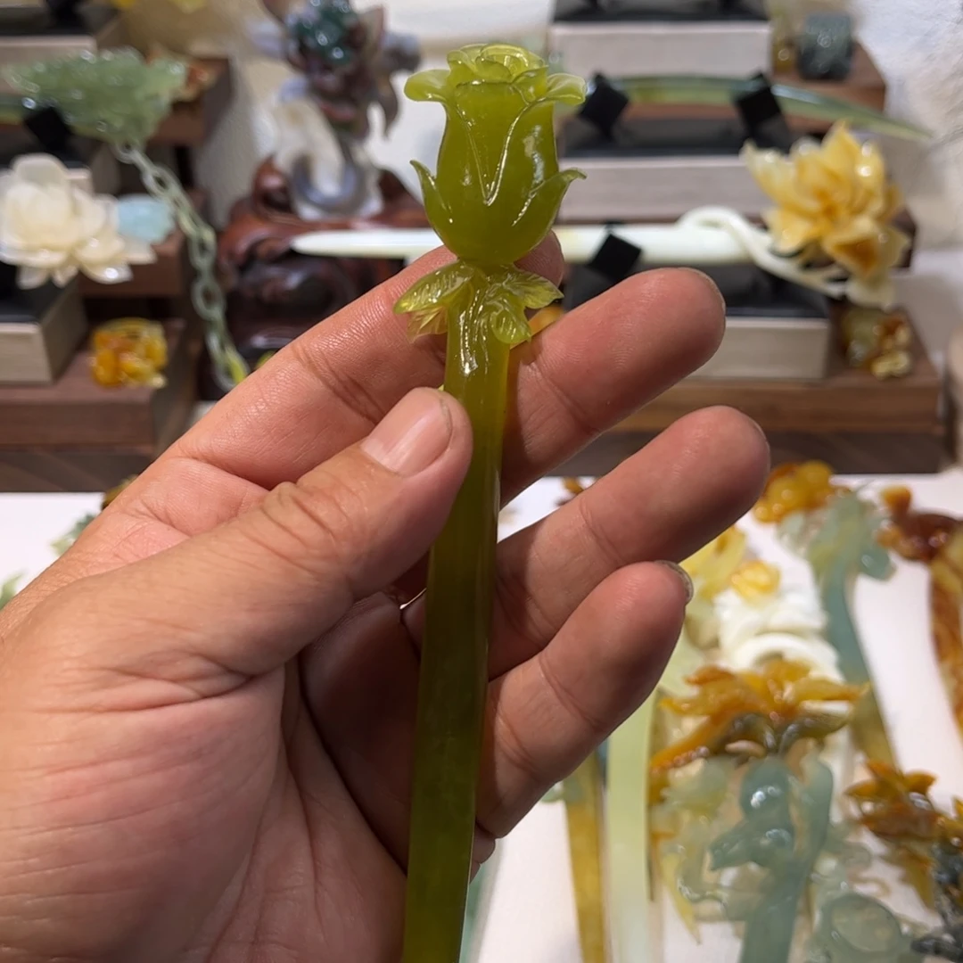 蛇纹石玉发簪合金白*瑰