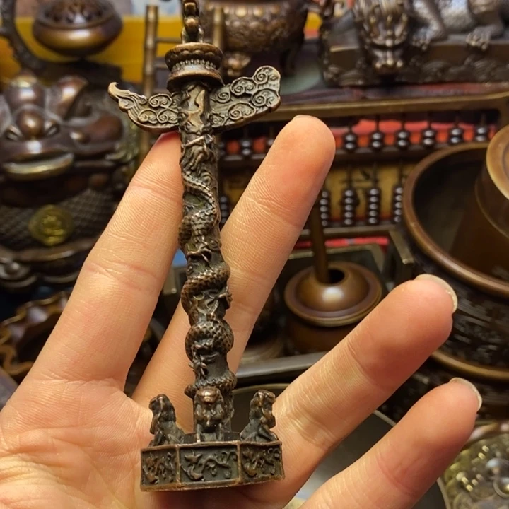 铜器摆件做工精良